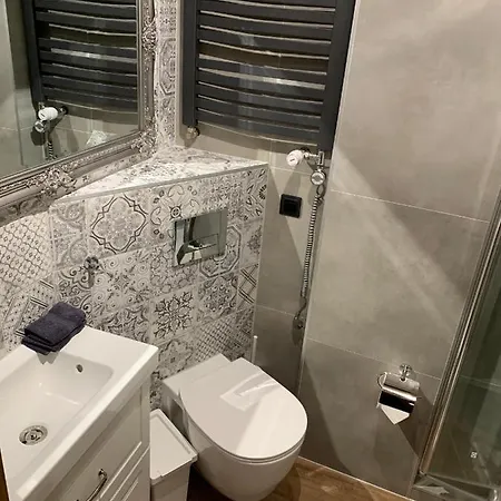 Karkonoska - Klimatyczne I Studia Z Aneksami Kuchennymi - Sniadania Sauna Grota Solna Silownia Parking Wi-fi W Cenie Bed & Breakfast 3*