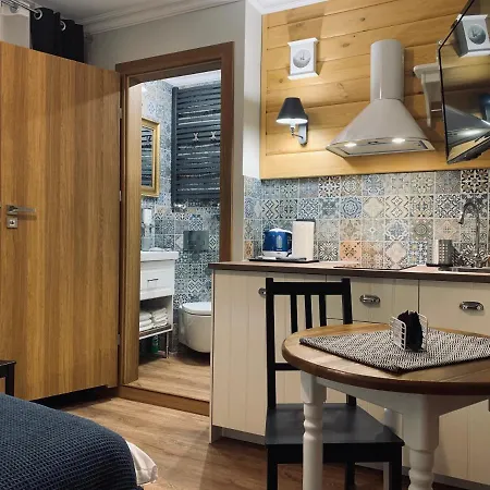 Karkonoska - Klimatyczne I Studia Z Aneksami Kuchennymi - Sniadania Sauna Grota Solna Silownia Parking Wi-fi W Cenie Bed & Breakfast