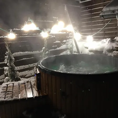 Karkonoska - Klimatyczne I Studia Z Aneksami Kuchennymi - Sniadania Sauna Grota Solna Silownia Parking Wi-fi W Cenie Karpacz