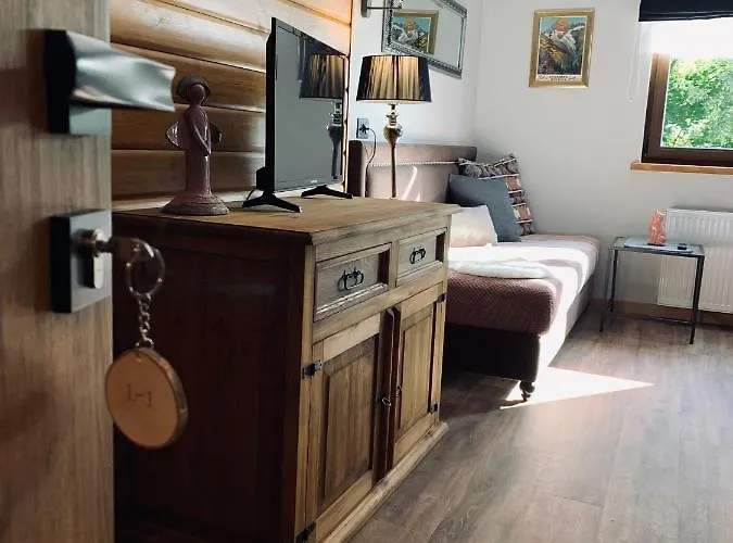 Karkonoska - Klimatyczne I Studia Z Aneksami Kuchennymi - Sniadania Sauna Grota Solna Silownia Parking Wi-fi W Cenie Bed & Breakfast Karpacz