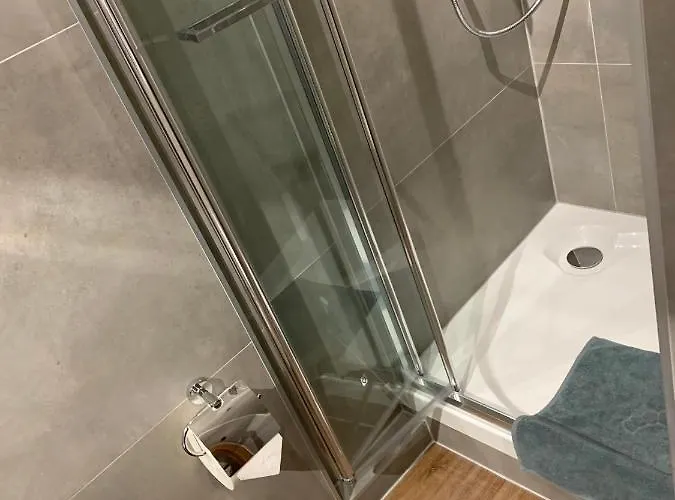 Bed & Breakfast Karkonoska - Klimatyczne I Studia Z Aneksami Kuchennymi - Sniadania Sauna Grota Solna Silownia Parking Wi-fi W Cenie Karpacz