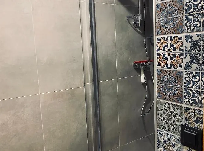 Karkonoska - Klimatyczne I Studia Z Aneksami Kuchennymi - Sniadania Sauna Grota Solna Silownia Parking Wi-fi W Cenie Bed & Breakfast 4*