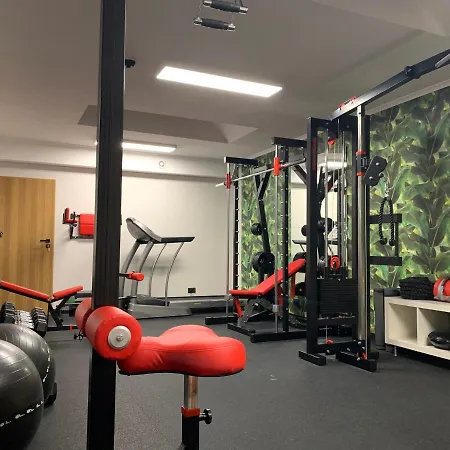 Karkonoska - Klimatyczne I Studia Z Aneksami Kuchennymi - Sniadania Sauna Grota Solna Silownia Parking Wi-fi W Cenie 住宿加早餐酒店