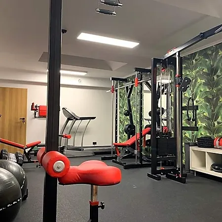 Karkonoska - Klimatyczne I Studia Z Aneksami Kuchennymi - Sniadania Sauna Grota Solna Silownia Parking Wi-fi W Cenie Bed & Breakfast