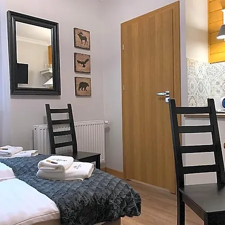 Karkonoska - Klimatyczne I Studia Z Aneksami Kuchennymi - Sniadania Sauna Grota Solna Silownia Parking Wi-fi W Cenie Couette-café 4*