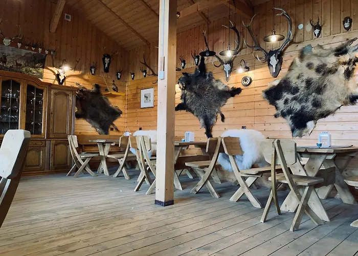 Karkonoska - Klimatyczne I Studia Z Aneksami Kuchennymi - Sniadania Sauna Grota Solna Silownia Parking Wi-fi W Cenie 住宿加早餐酒店