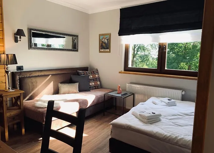 Karkonoska - Klimatyczne I Studia Z Aneksami Kuchennymi - Sniadania Sauna Grota Solna Silownia Parking Wi-fi W Cenie 住宿加早餐酒店 4*