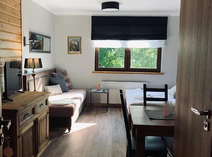 Karkonoska - Klimatyczne I Studia Z Aneksami Kuchennymi - Sniadania Sauna Grota Solna Silownia Parking Wi-fi W Cenie 卡尔帕奇