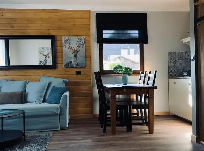 Karkonoska - Klimatyczne I Studia Z Aneksami Kuchennymi - Sniadania Sauna Grota Solna Silownia Parking Wi-fi W Cenie 住宿加早餐酒店 4*