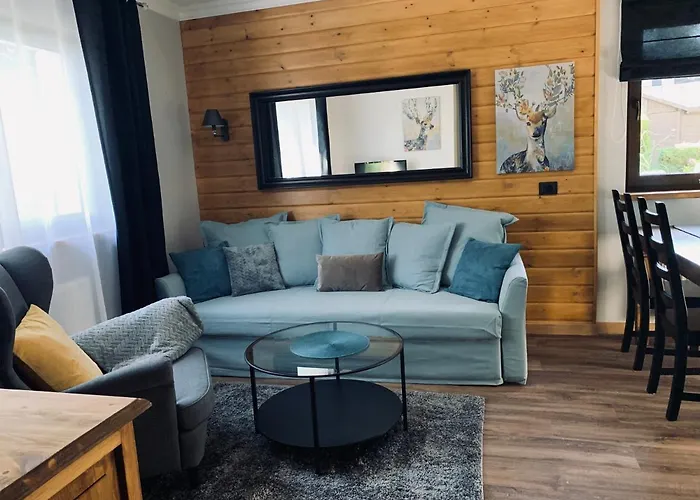 Karkonoska - Klimatyczne I Studia Z Aneksami Kuchennymi - Sniadania Sauna Grota Solna Silownia Parking Wi-fi W Cenie 住宿加早餐酒店