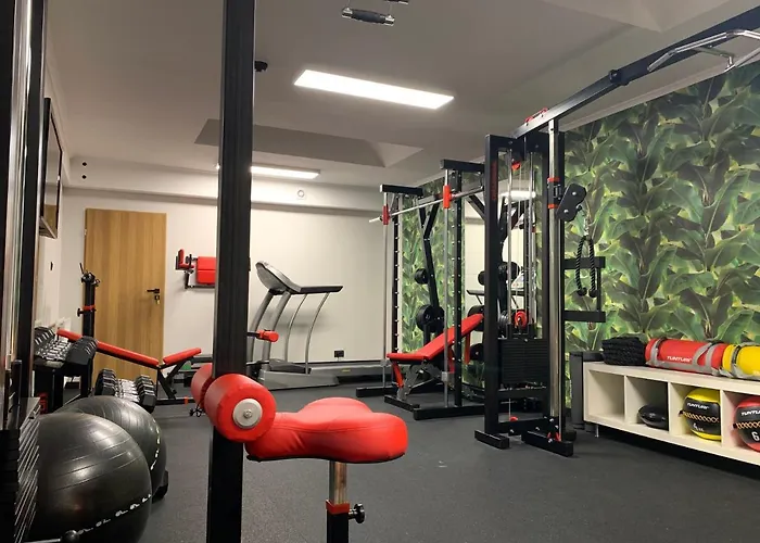 Karkonoska - Klimatyczne I Studia Z Aneksami Kuchennymi - Sniadania Sauna Grota Solna Silownia Parking Wi-fi W Cenie 住宿加早餐酒店