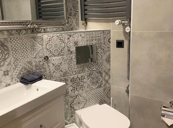 Karkonoska - Klimatyczne I Studia Z Aneksami Kuchennymi - Sniadania Sauna Grota Solna Silownia Parking Wi-fi W Cenie 住宿加早餐酒店