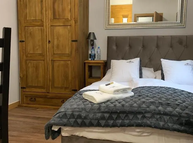 Karkonoska - Klimatyczne I Studia Z Aneksami Kuchennymi - Sniadania Sauna Grota Solna Silownia Parking Wi-fi W Cenie 4* 卡尔帕奇